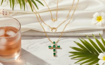 Joyería en capas: Gargantillas y Collares para Verano 2026